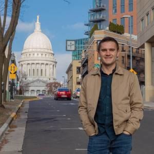 Meet your Posher, Graham